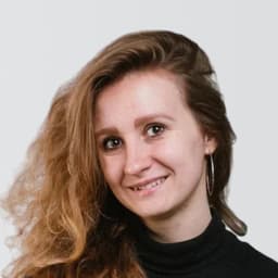 Yana, sales manager