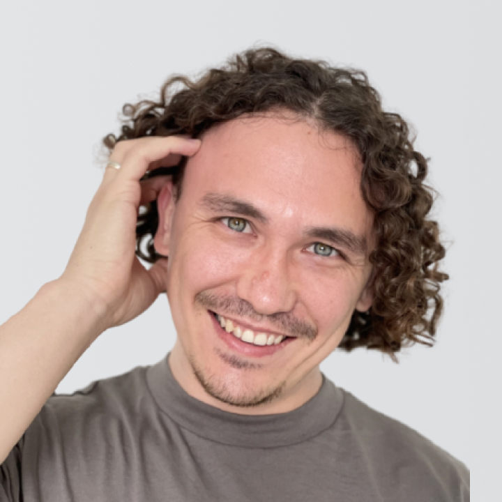 Sergio, Founder & Warmhearted Inspirer